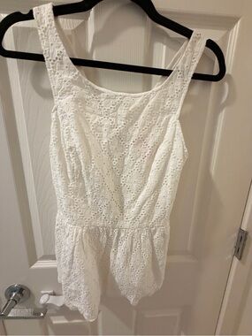 Lilly Pulitzer White Eyelet Sleeveless Lace